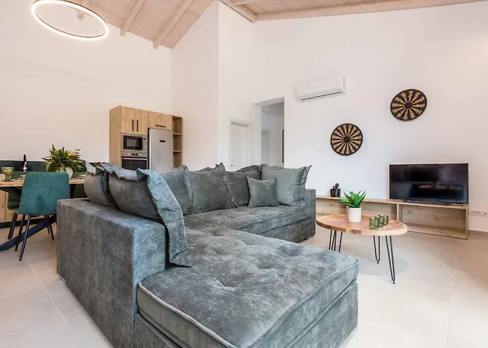 Villa Stagionello Katastárion